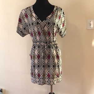 Aztec print keyhole Cynthia Vincent silk dress